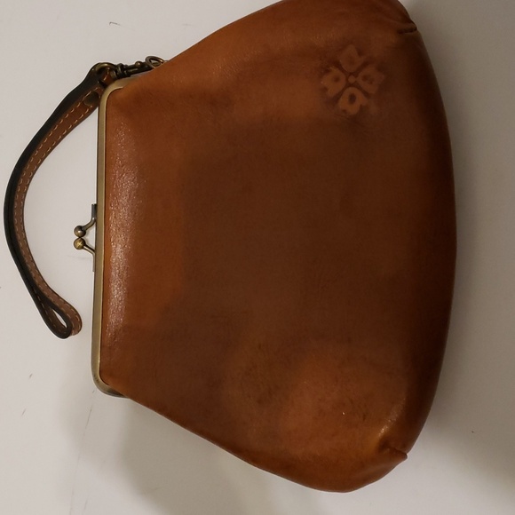 Patricia Nash Savena Cognac Tooled Leather Wristlet - Picture 3 of 7